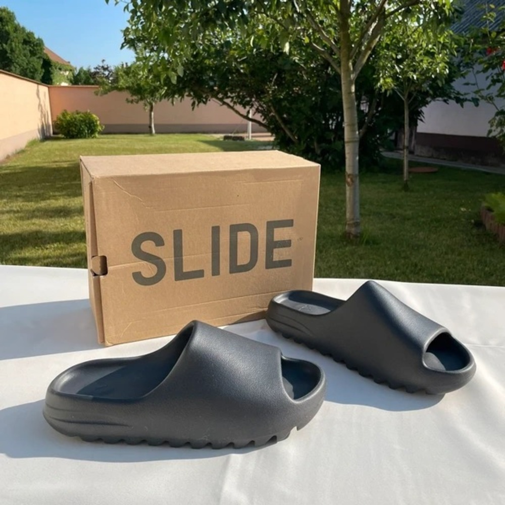 Adidas Yeezy Slide Granite